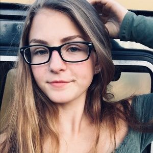 Meet your Posher, Savannah